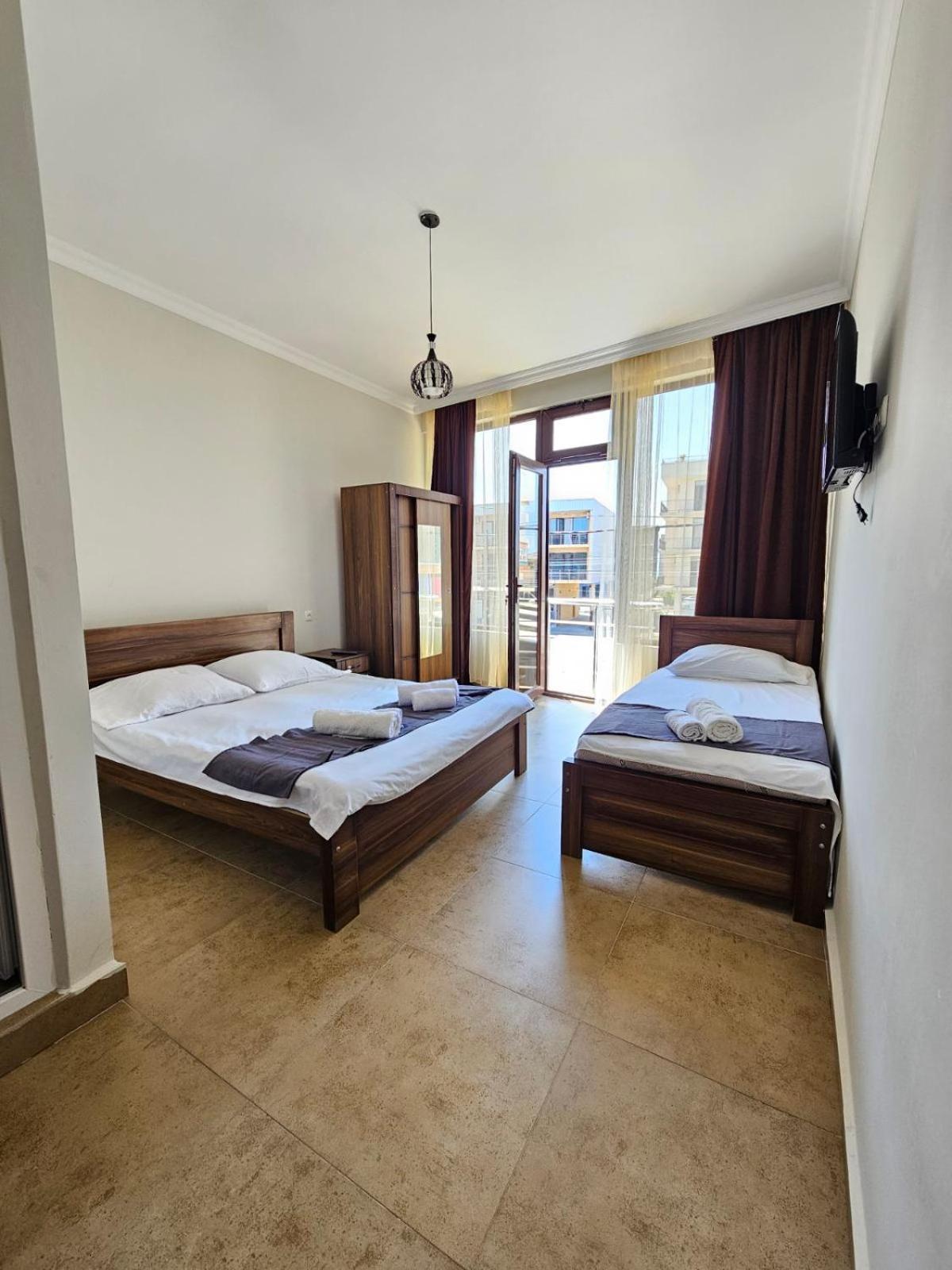 Guest House Gio Kobuleti ภายนอก รูปภาพ