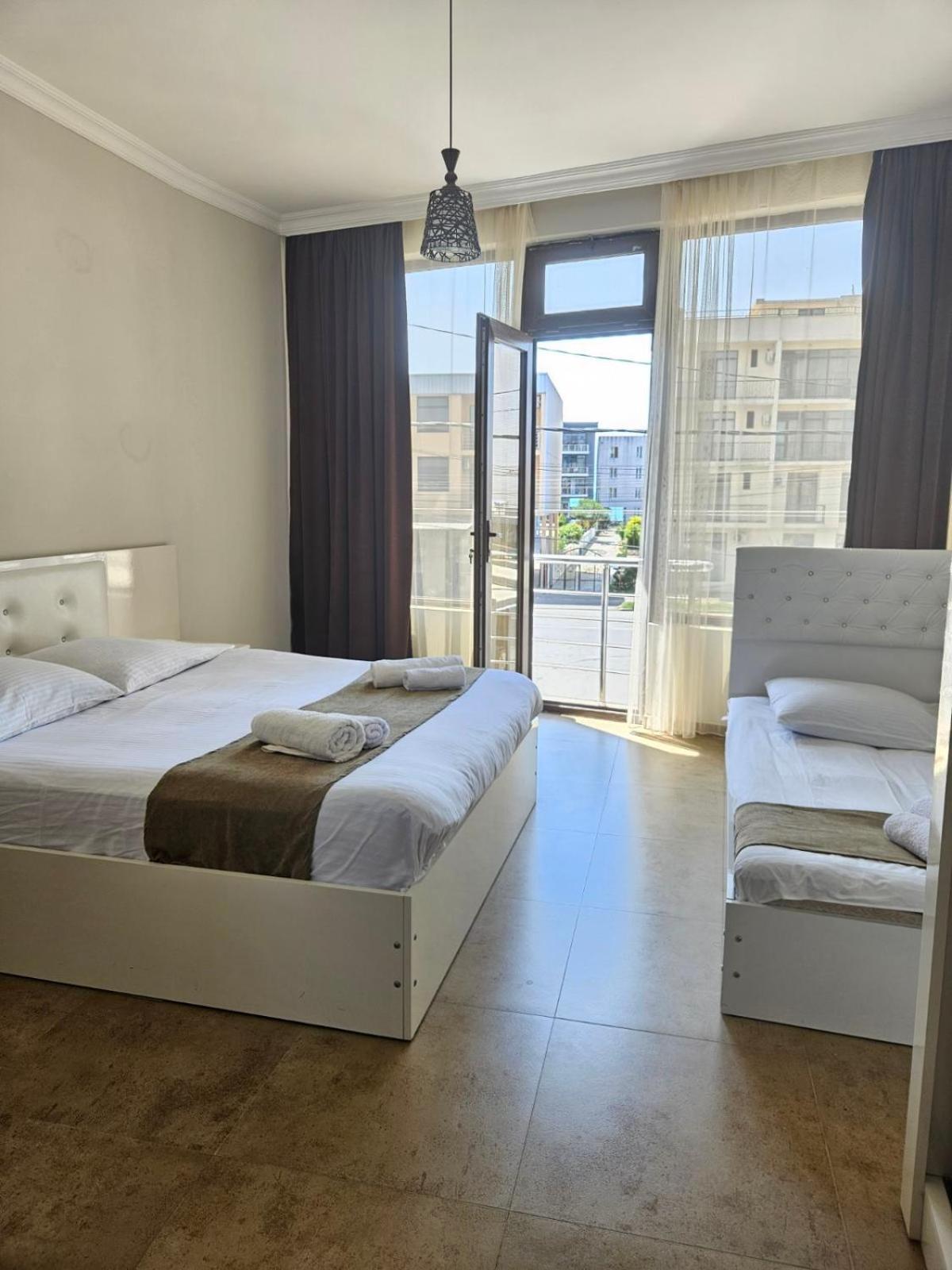 Guest House Gio Kobuleti ภายนอก รูปภาพ