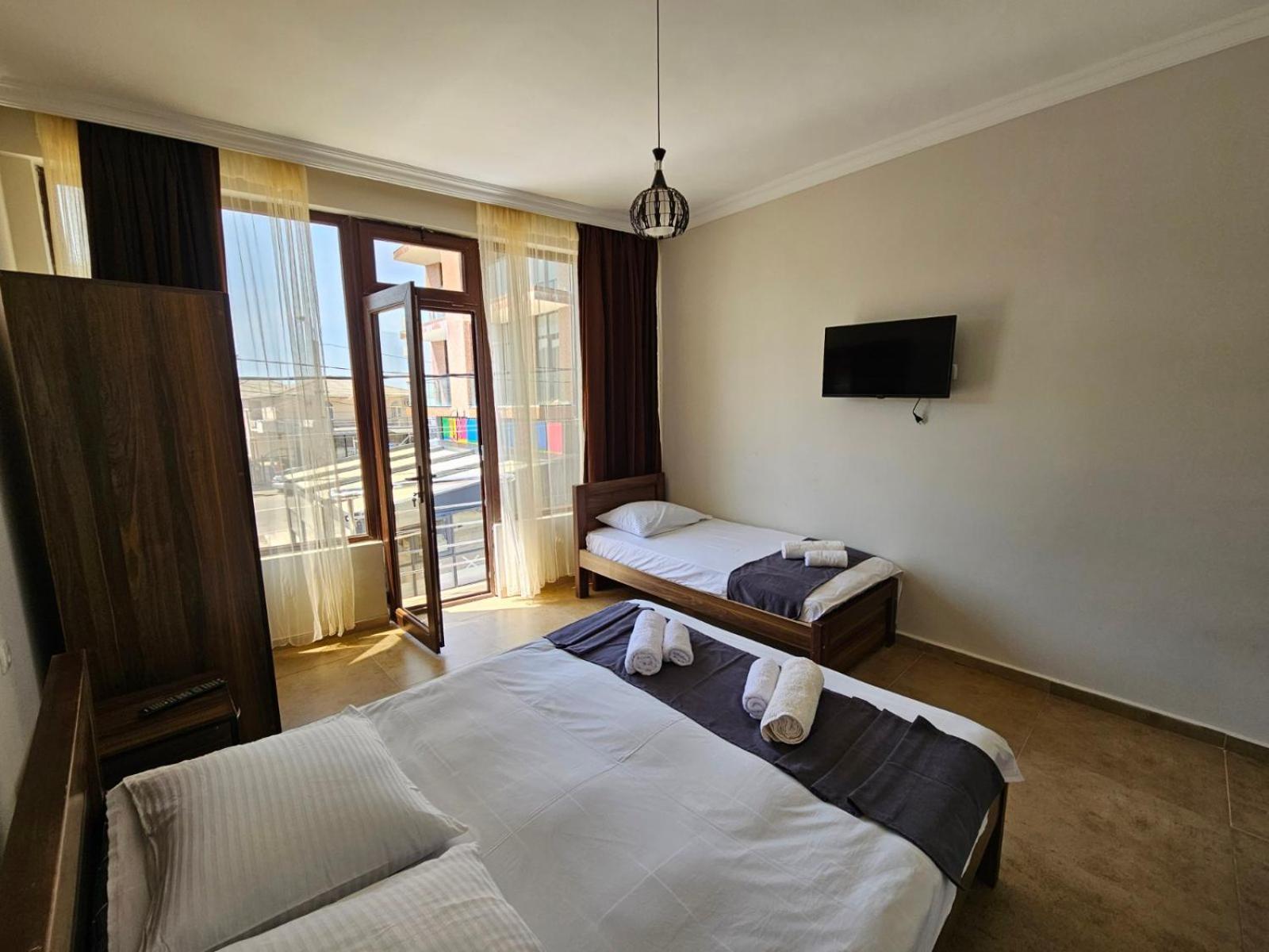 Guest House Gio Kobuleti ภายนอก รูปภาพ